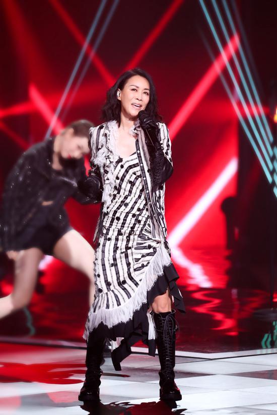 那英新歌，學(xué)習之旅的自信旋律，變化中的成就與旋律