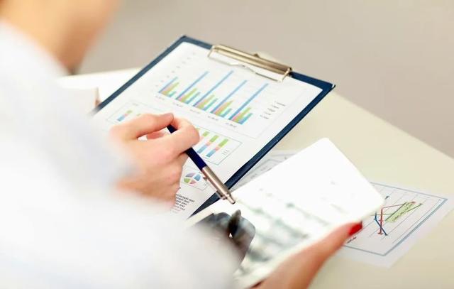 香港全年免費資料大全正,數據科學(xué)解析說(shuō)明_BNI23.324智慧共享版