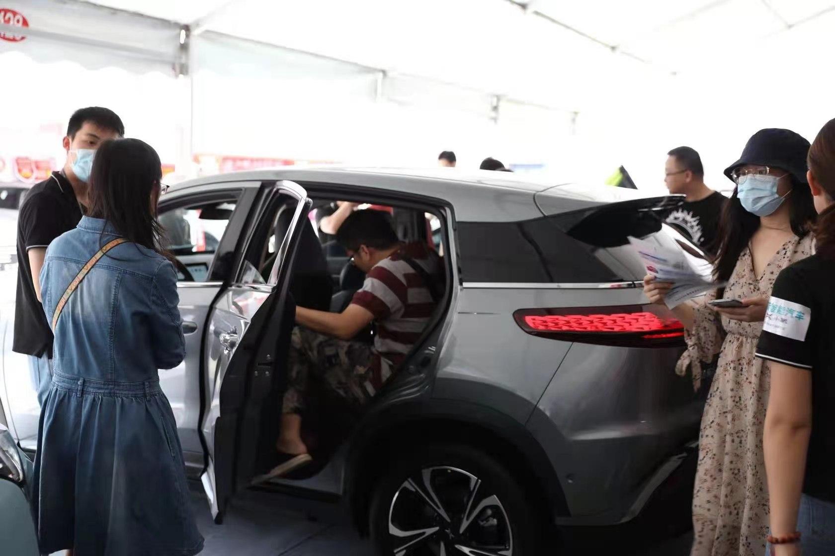 南寧車(chē)展盛大開(kāi)幕，汽車(chē)盛宴的綻放及其深遠影響