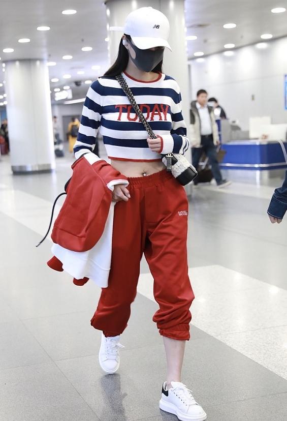 最新穿臍環(huán)時(shí)尚，你的個(gè)性之選！