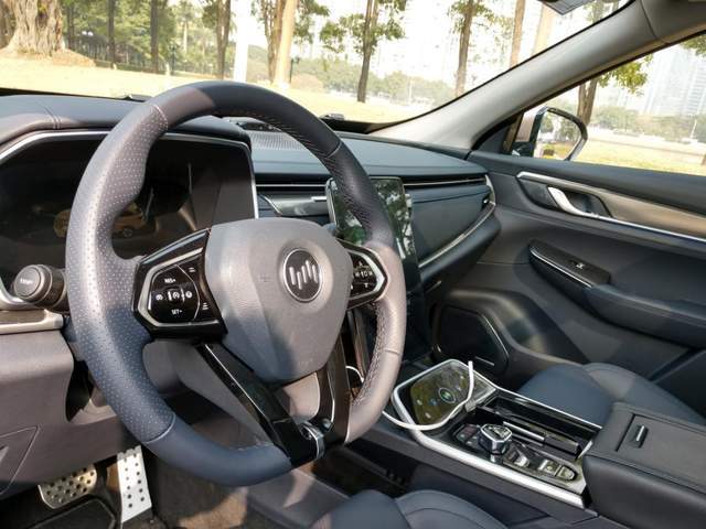 2024今晚澳門(mén)開(kāi)特馬現場(chǎng),全面實(shí)施策略設計_CQF83.316榮耀版