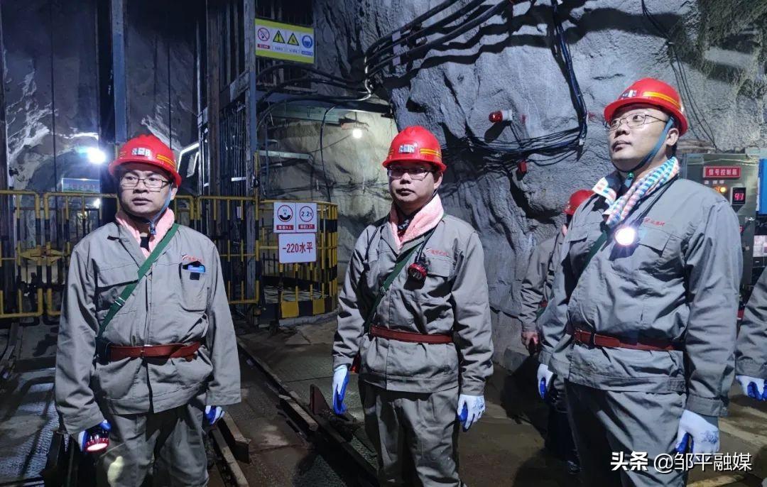 最新煤礦外包隊招工信息，開(kāi)啟礦業(yè)職業(yè)之門(mén)