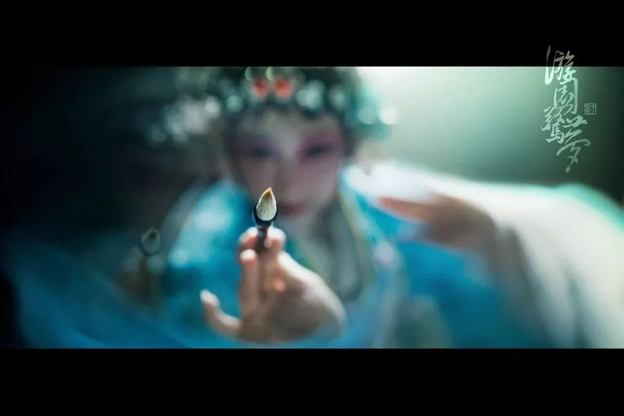 三上悠亞最新作品番號，涉黃問(wèn)題的道德倫理與法律紅線(xiàn)探討。