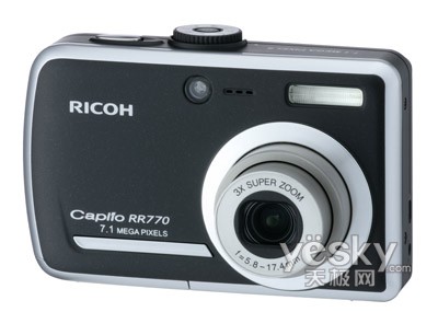 陽(yáng)光照亮小杰的冒險日，799rr最新體驗與友情的社區光芒