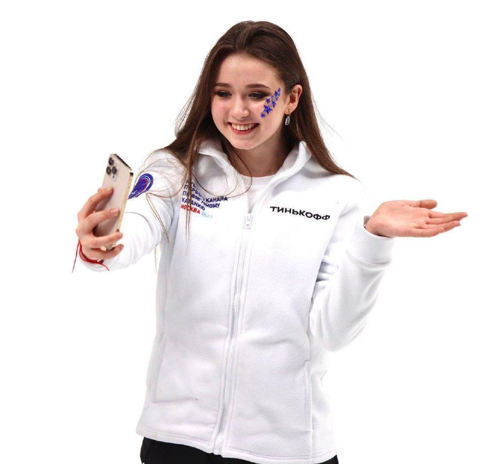 K最新主播帶你領(lǐng)略科技魅力，全新高科技產(chǎn)品震撼亮相！