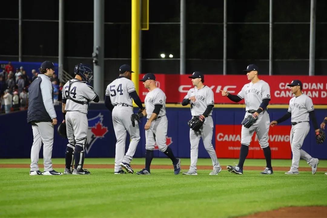 追求更新的力量與時(shí)代步伐，渴望最新日期的探索與追求