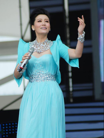 譚晶的最新,譚晶的最新動(dòng)態(tài)，音樂(lè )旅程的新篇章