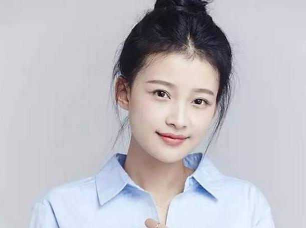 娛樂(lè )圈明星，聚焦璀璨之光