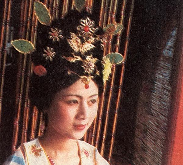 演員馬蘭圖片集，展現風(fēng)采的劇照欣賞