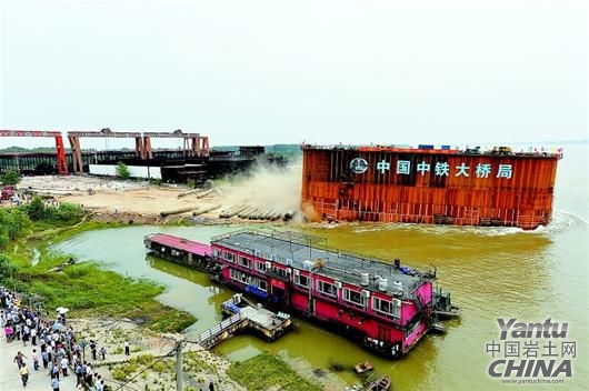 楊泗港長(cháng)江大橋最新動(dòng)態(tài)，全面指南與詳細步驟解讀