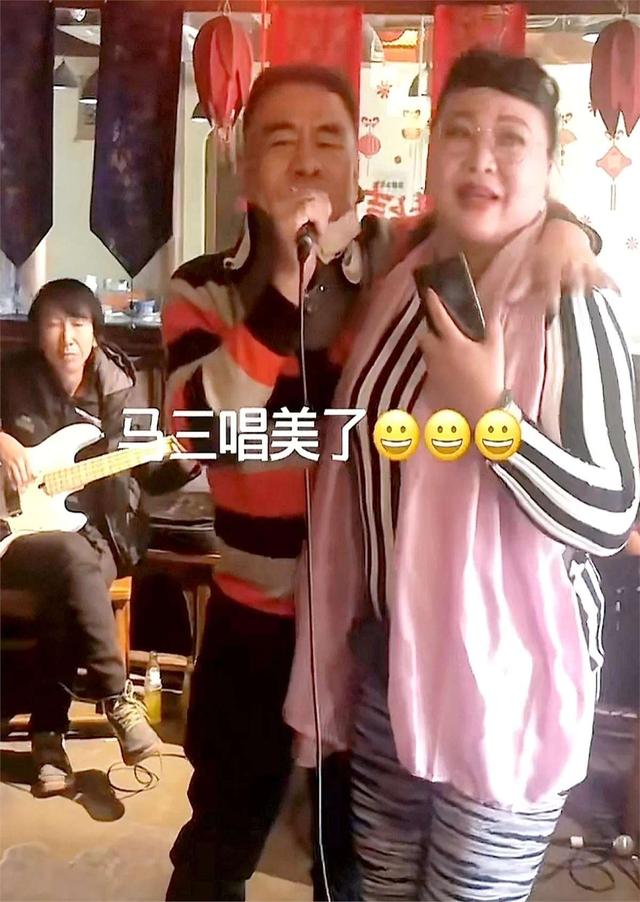 姚三馬新視頻火爆小紅書(shū)，熱議焦點(diǎn)，爆款來(lái)襲！