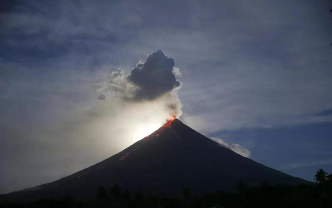 富士山火山動(dòng)態(tài)更新，追尋內心平靜的旅行之旅