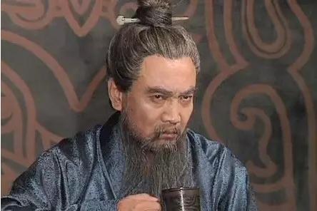 曹操演員揭秘，日常趣事分享與角色背后的故事