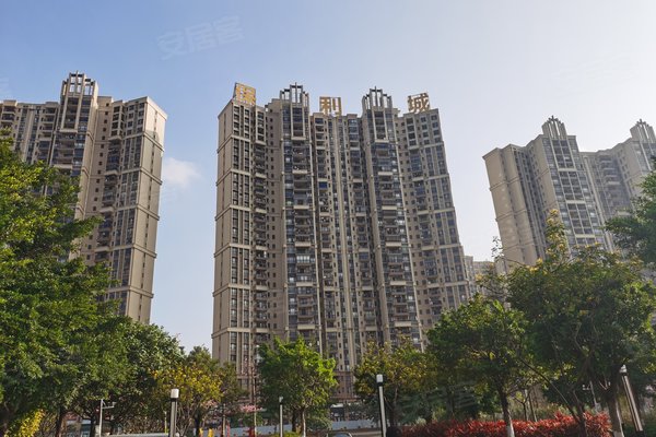 南沙保利城房?jì)r(jià)動(dòng)態(tài)，時(shí)代印記下的走勢與最新報價(jià)