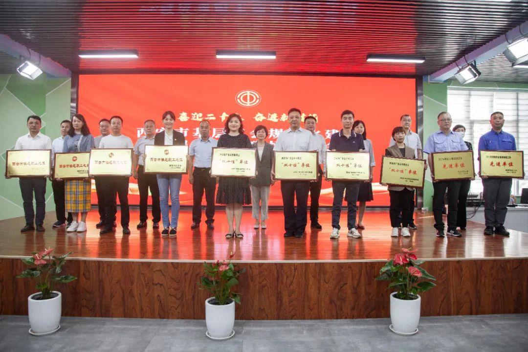 灃京工業(yè)園最新招聘，人才吸引與產(chǎn)業(yè)發(fā)展雙刃劍的挑戰與機遇