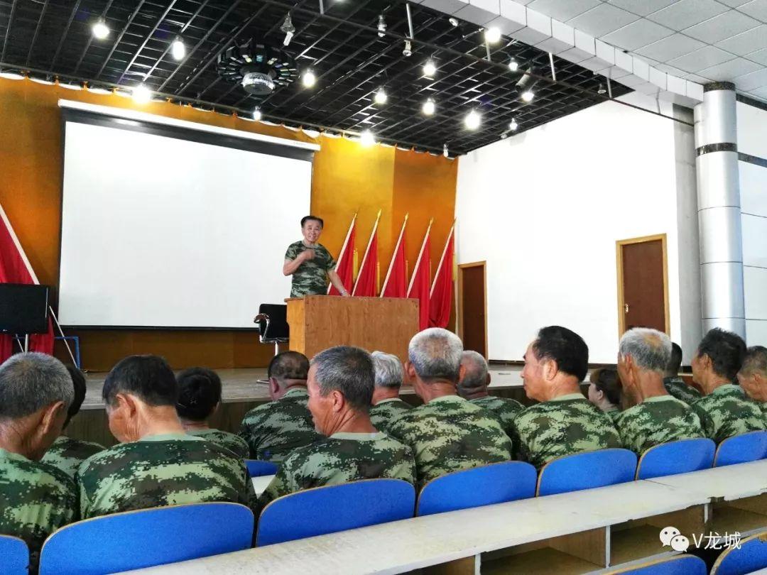 小巷深處的軍迷天堂，最新軍情新聞揭秘