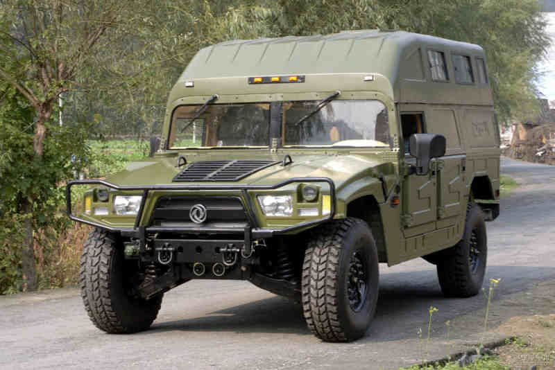 東風(fēng)最新軍車(chē)震撼登場(chǎng)，展現雄姿！