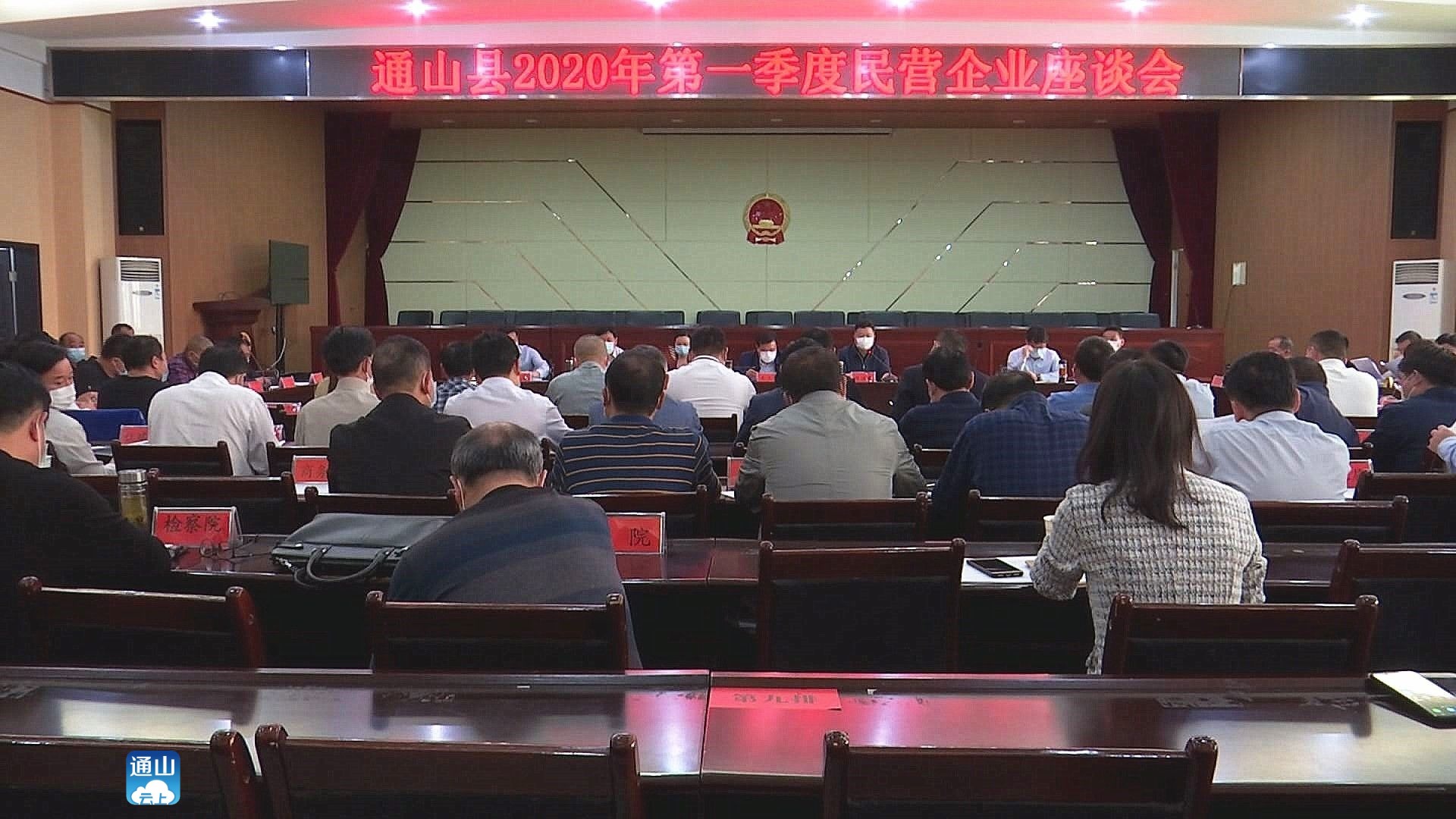 運動(dòng)場(chǎng)館燈具 第65頁(yè)