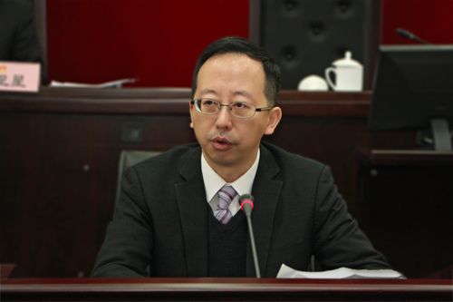 松江區長(cháng)引領(lǐng)科技革新，打造未來(lái)生活新篇章啟航