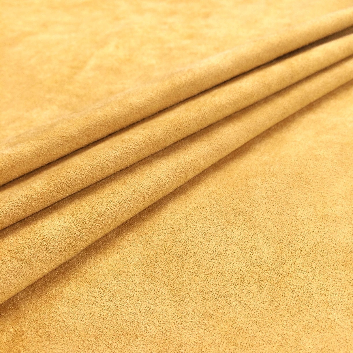 最新麂皮絨，時(shí)尚界的寵兒