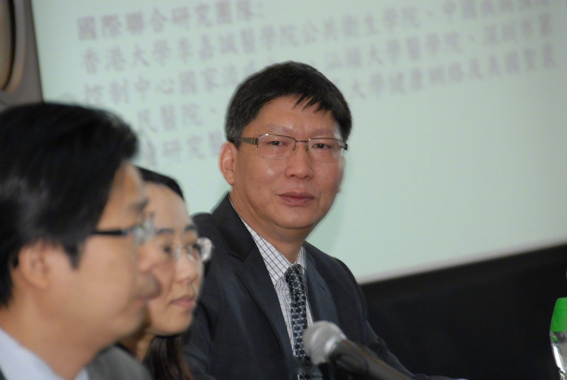 管軼最新新聞，小巷深處的獨特風(fēng)味——探索一家隱藏版特色小店的旅程